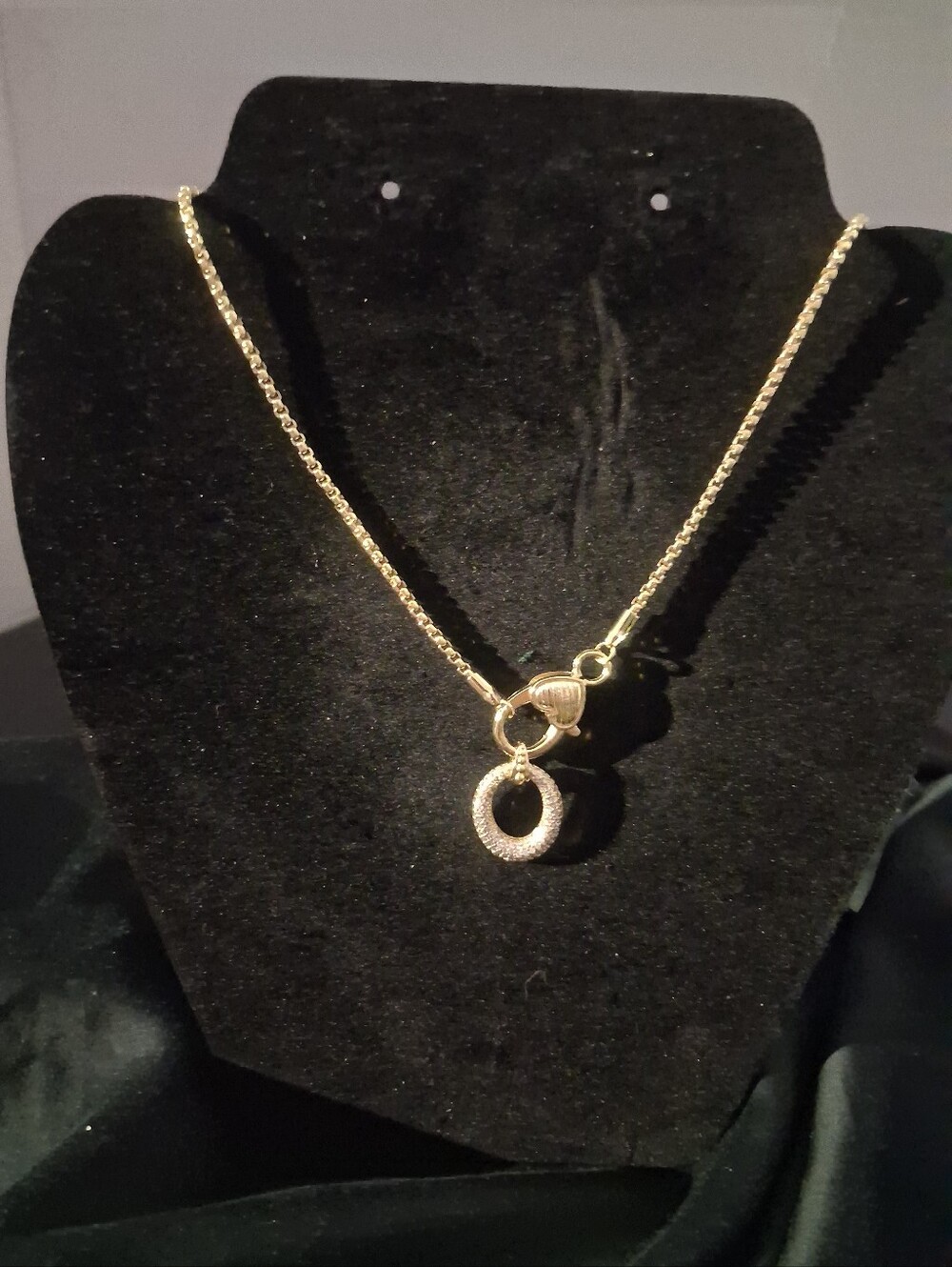 14K Gold Filled Pave Circle Pendant Necklace 19.5 Inch New